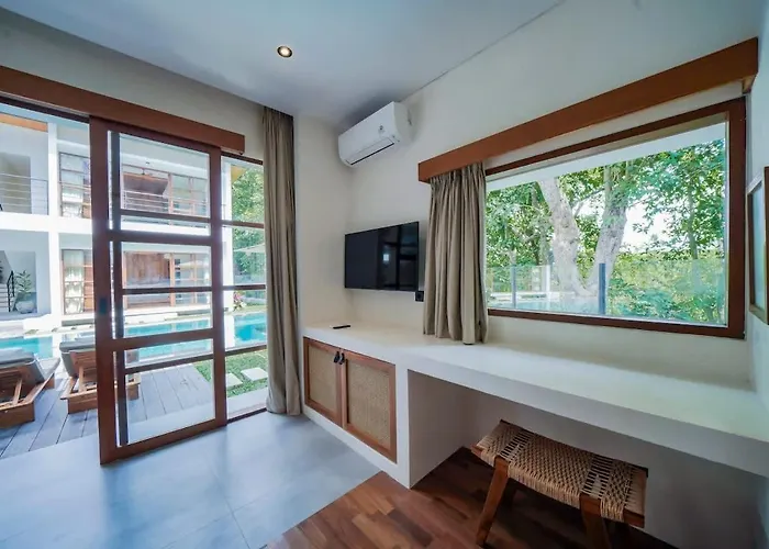 Villa K Club Riverfront 4 *