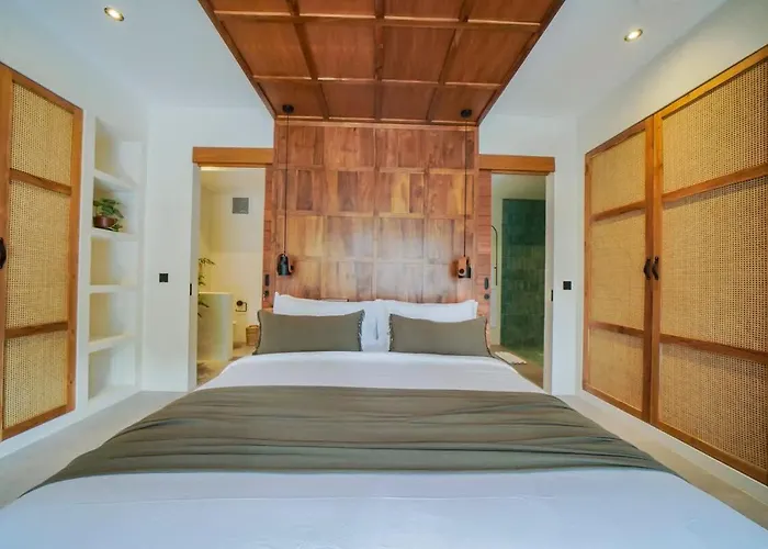 Villa K Club Riverfront 4 *